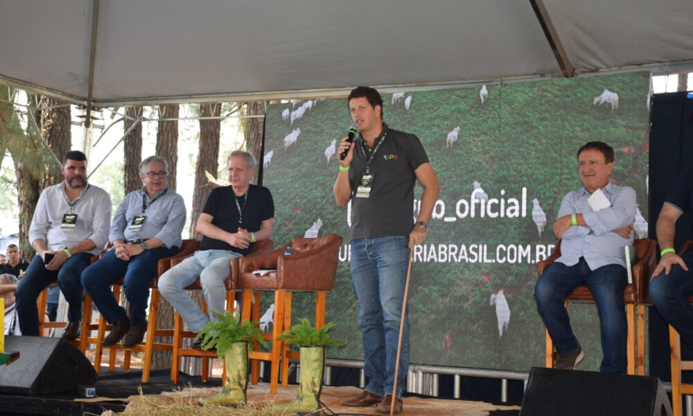 Ricardo Salles durante o evento