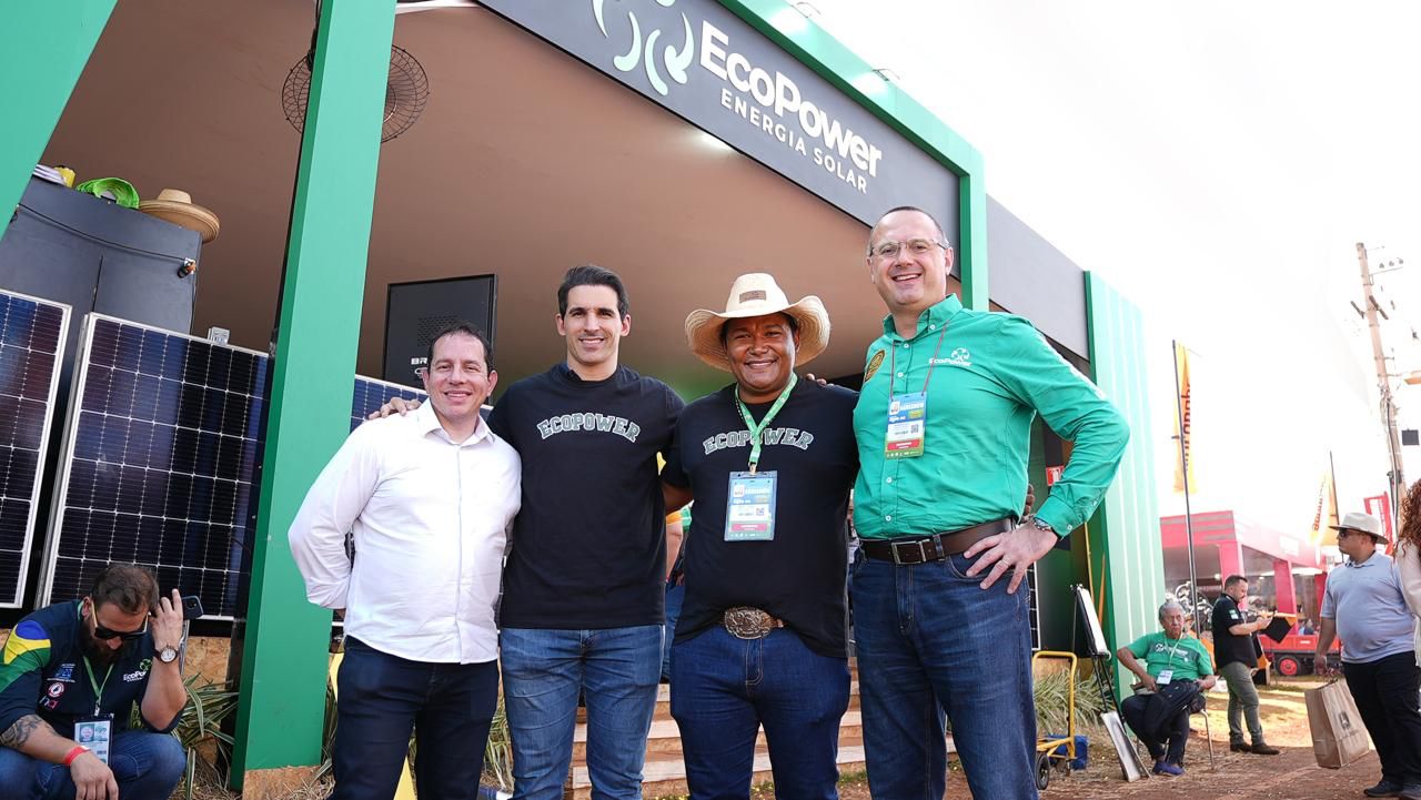 Julian Tonioli e Leo Pinho, da Auddas, Anderson e Fred, da Ecopower.