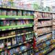 Rede de supermercados paranaense investe na experiência do consumidor com hidroponia dentro da loja